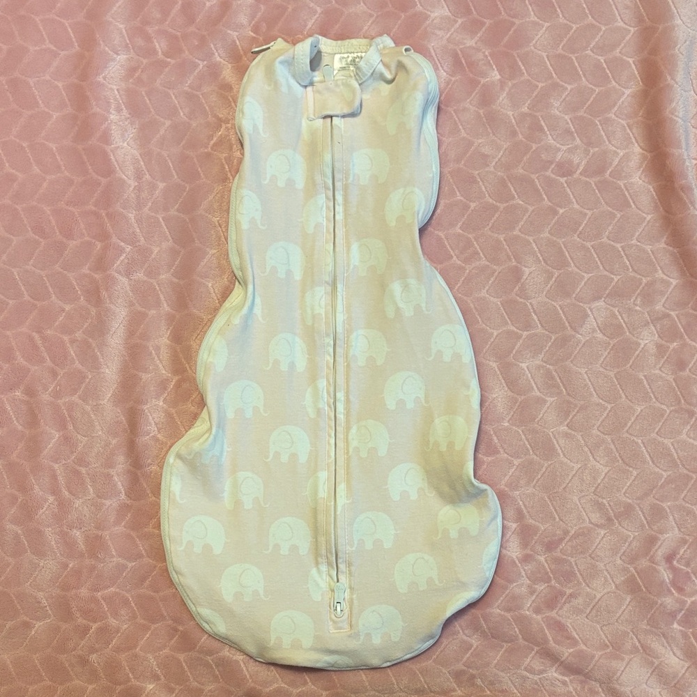 Woombie Grow with Me swaddle— pink and white elephant print